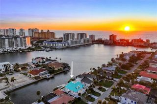 464 Oak AVE, Naples, FL 34108