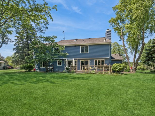 8814 Galleria Court, Spring Grove, IL 60081