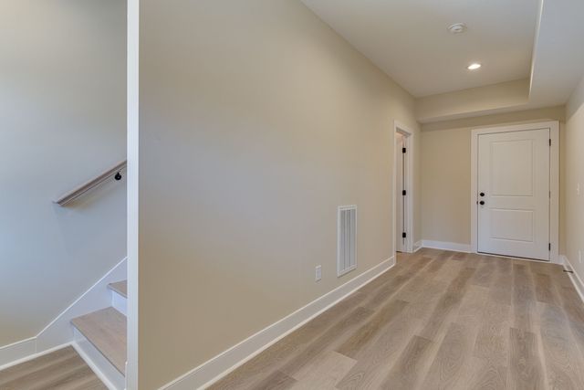 1135 Lawrence Ave, Madison, TN 37115
