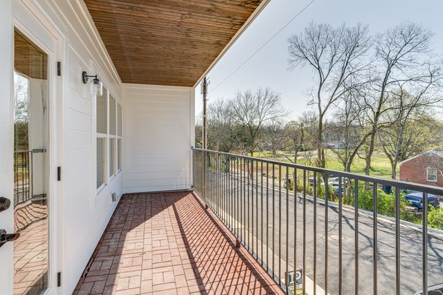 1135 Lawrence Ave, Madison, TN 37115