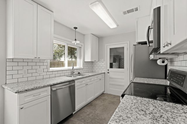 1719 Wilde Rock Way, Houston, TX 77018