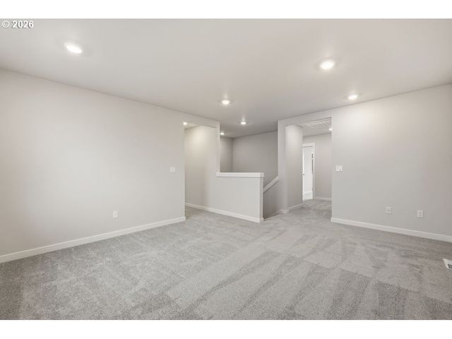 18760 Sw WHITEHORSE Ln, Beaverton, OR 97007