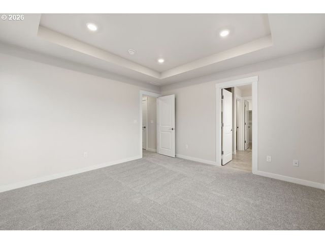 18760 Sw WHITEHORSE Ln, Beaverton, OR 97007