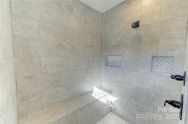 597 Aiken Road, Asheville, NC 28804