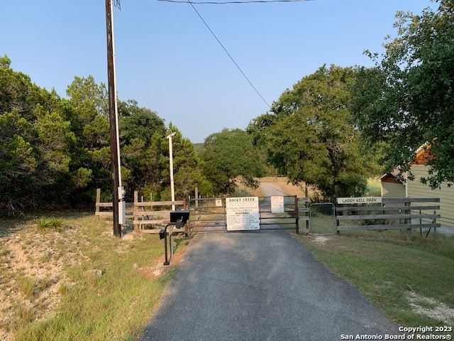 1533 DESIREE ST, Canyon Lake, TX 78133