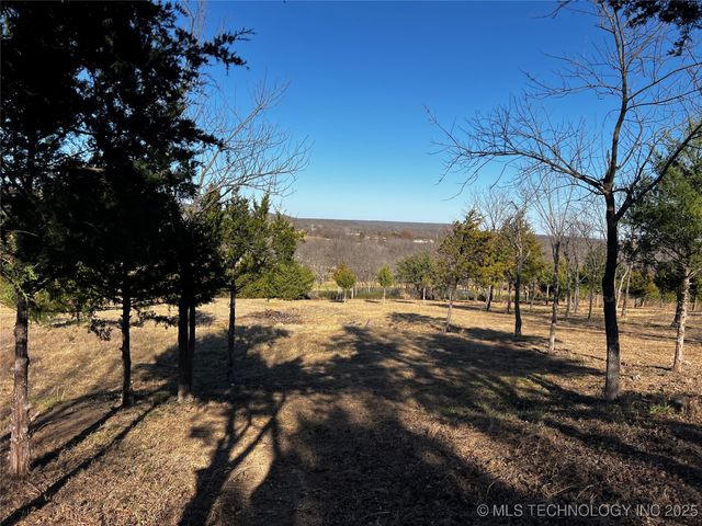 6 W 43rd Street N, Tulsa, OK 74127