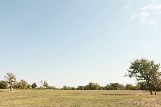 6 W 43rd Street N, Tulsa, OK 74127