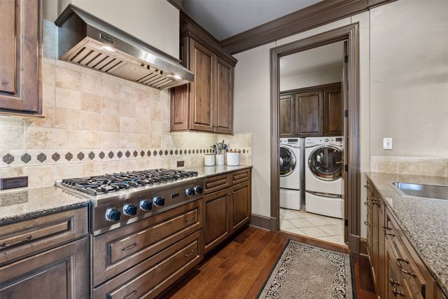 501 Samuels Avenue 230, Fort Worth, TX 76102