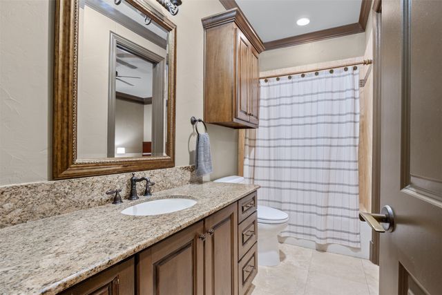 501 Samuels Avenue 230, Fort Worth, TX 76102