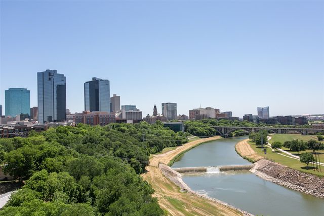 501 Samuels Avenue 230, Fort Worth, TX 76102