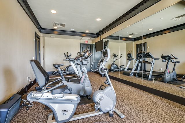 501 Samuels Avenue 230, Fort Worth, TX 76102