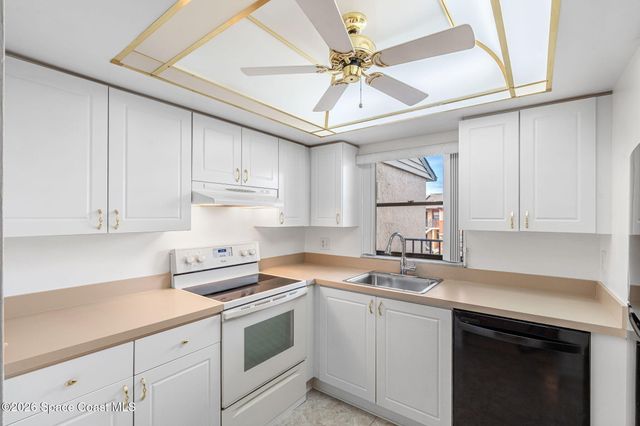 2369 Golf Lake Circle 721, Melbourne, FL 32935