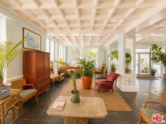 634 S Gramercy Place 803, Los Angeles, CA 90005