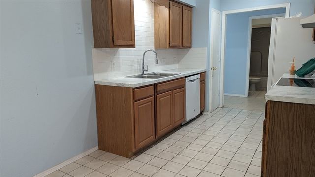 1909 & 1911 S F Street, Rogers, AR 72758