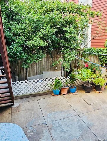 6728 Forest Ave, Ridgewood, NY 11385