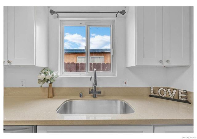 858 Hickory, Imperial Beach, CA 91932