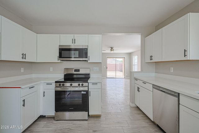 12563 W MAUNA LOA Lane, El Mirage, AZ 85335