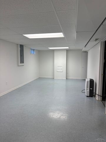 2747 Weiss Street, Saginaw, MI 48602