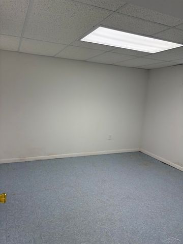 2747 Weiss Street, Saginaw, MI 48602