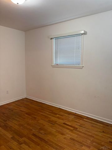 2747 Weiss Street, Saginaw, MI 48602