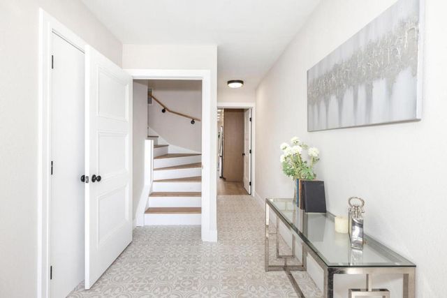 24 Tomaso Court, San Francisco, CA 94134