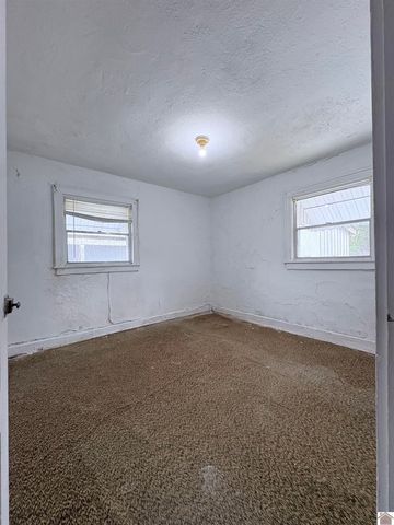 601 Broad St., Murray, KY 42071