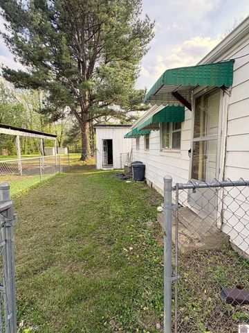 601 Broad St., Murray, KY 42071