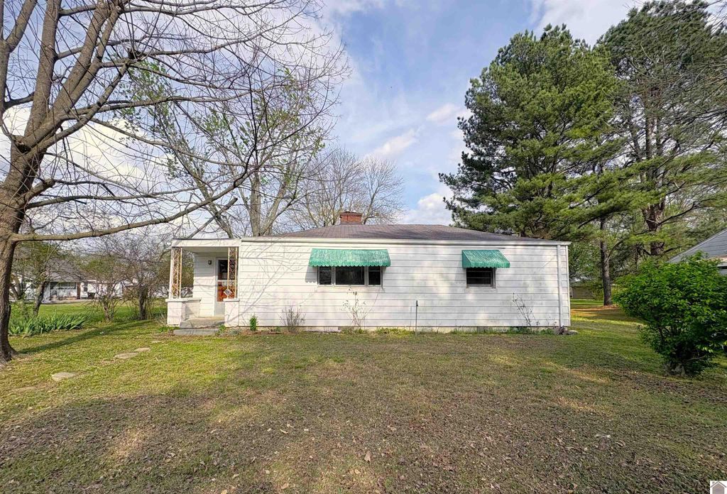 601 Broad St., Murray, KY 42071