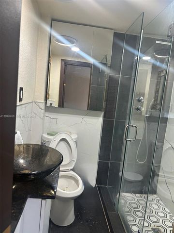 2511 NW 24th St, Miami, FL 33142