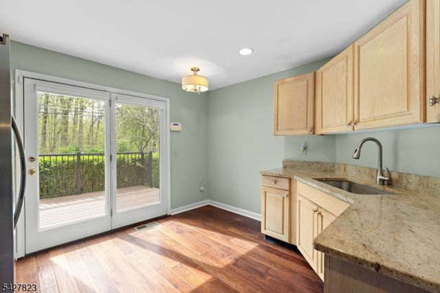 50 Davenport Pl, Morris Twp., NJ 07960