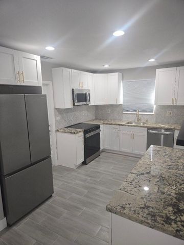 7531 Polk Street, Hollywood, FL 33024