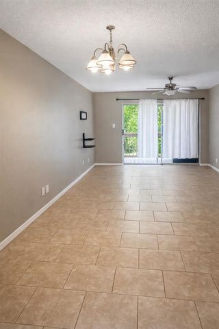 7520 NEEDLE LEAF PLACE 40, Tampa, FL 33617