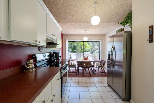 1 Afton Place, Boynton Beach, FL 33426
