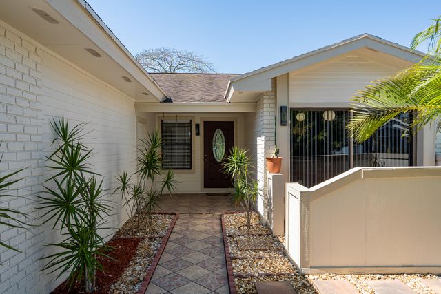 1 Afton Place, Boynton Beach, FL 33426