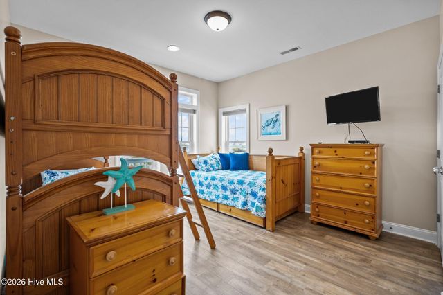 430 New River Inlet Road, Sneads Ferry, NC 28460