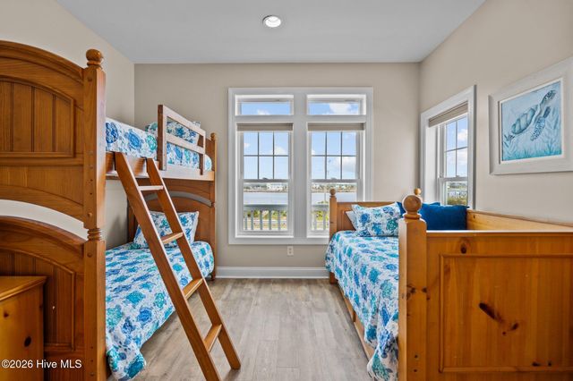 430 New River Inlet Road, Sneads Ferry, NC 28460