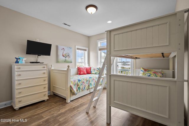 430 New River Inlet Road, Sneads Ferry, NC 28460