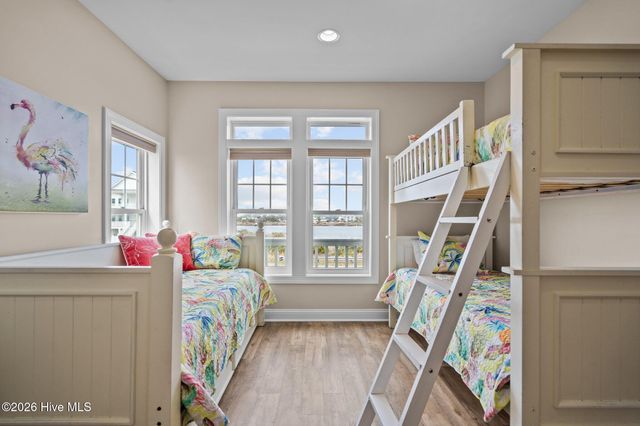 430 New River Inlet Road, Sneads Ferry, NC 28460