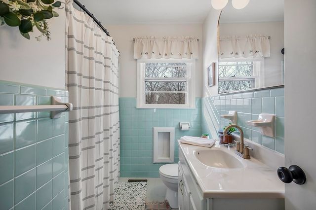 94 Cummins Ct, Celina, TN 38551