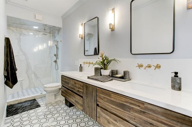 2111 Welch Street A125, Houston, TX 77019