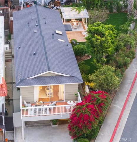 1825 Goodman Ave, Redondo Beach, CA 90278