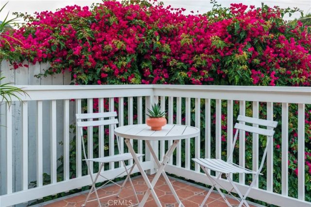 1825 Goodman Ave, Redondo Beach, CA 90278