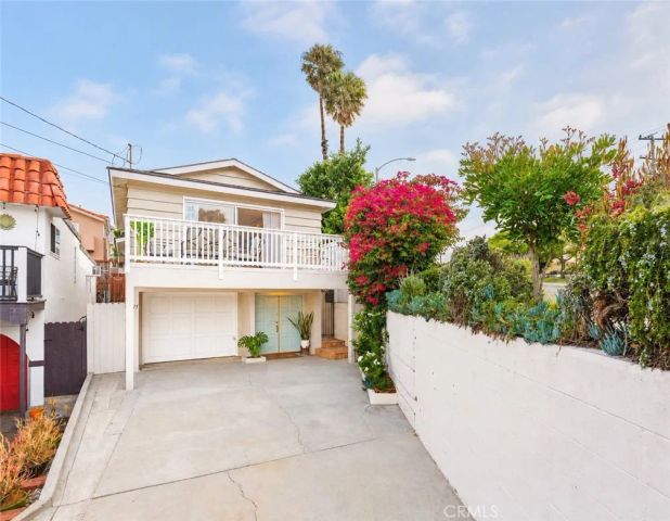 1825 Goodman Ave, Redondo Beach, CA 90278