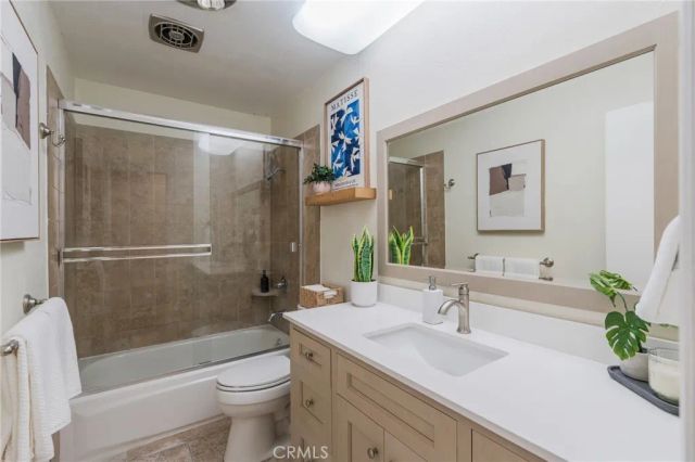 1825 Goodman Ave, Redondo Beach, CA 90278