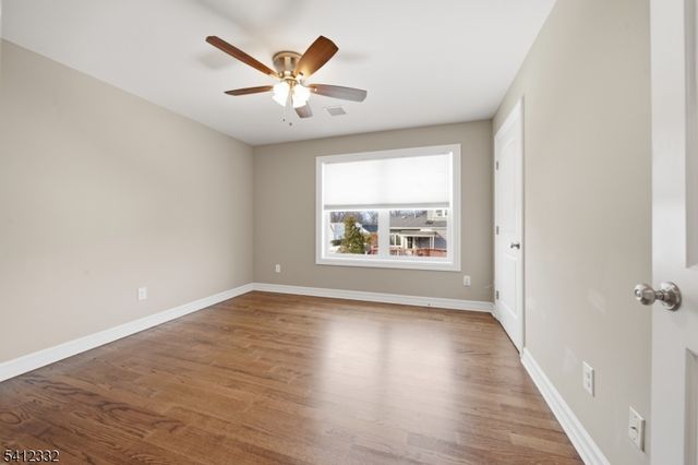 57 Bulger Ave, New Milford Boro, NJ 07646