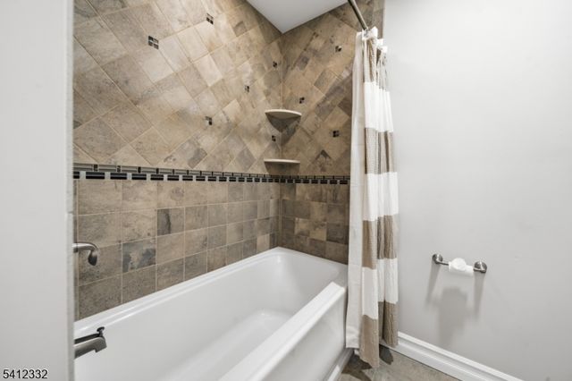 57 Bulger Ave, New Milford Boro, NJ 07646