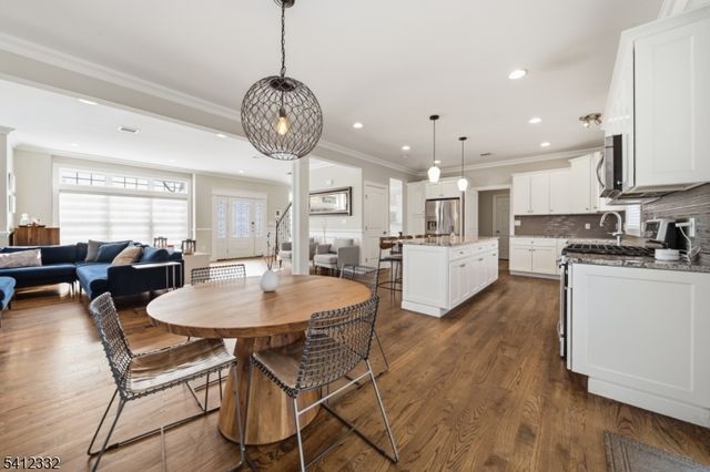 57 Bulger Ave, New Milford Boro, NJ 07646