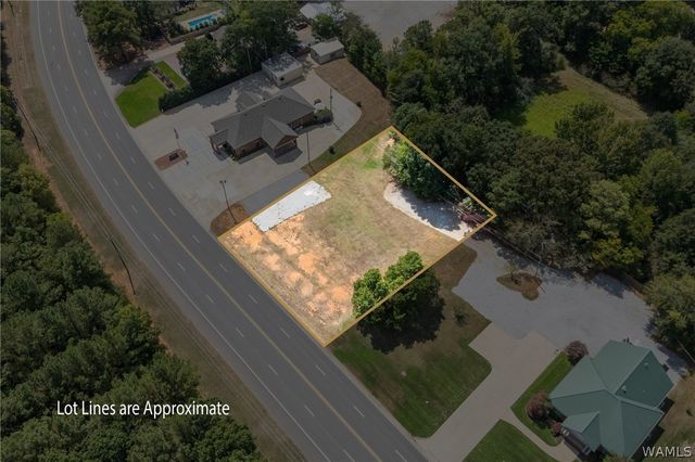 5412 Watermelon Rd, Northport, AL 35473