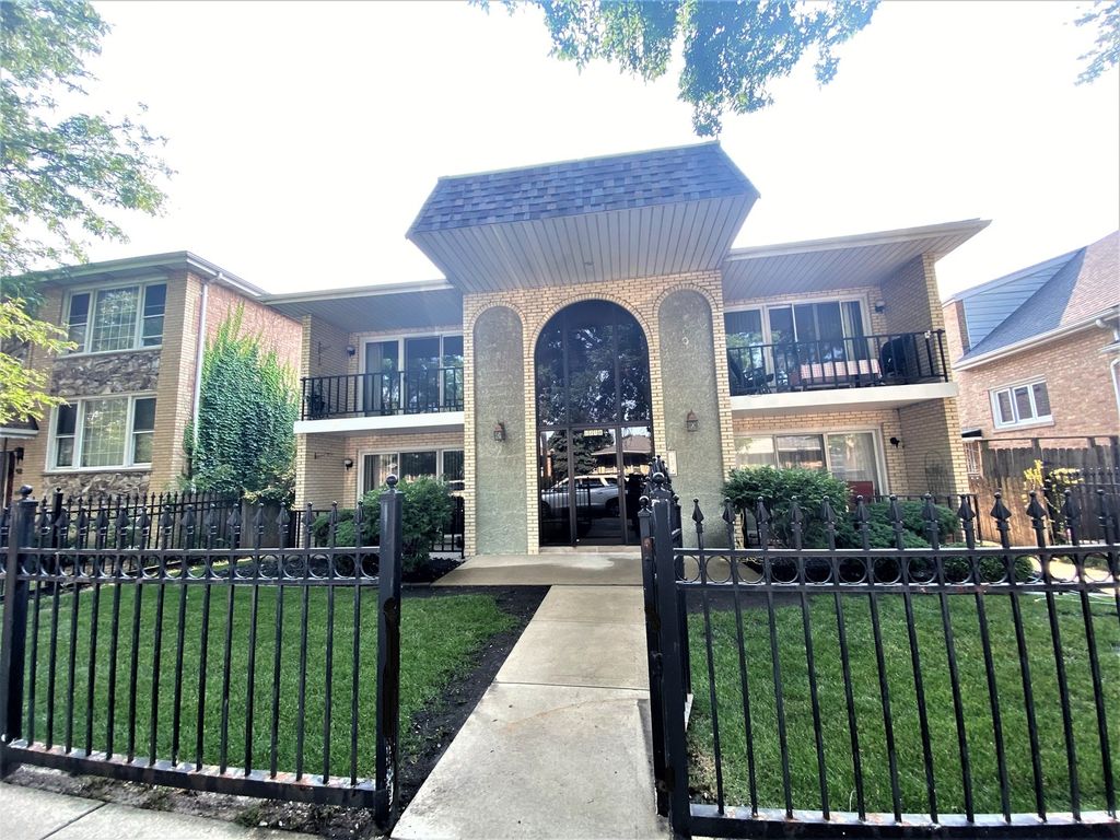 6214 S Narragansett Avenue 1S, Chicago, IL 60638