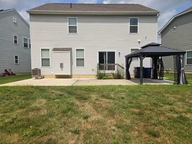8727 Crooked Maple Drive, Blacklick, OH 43004